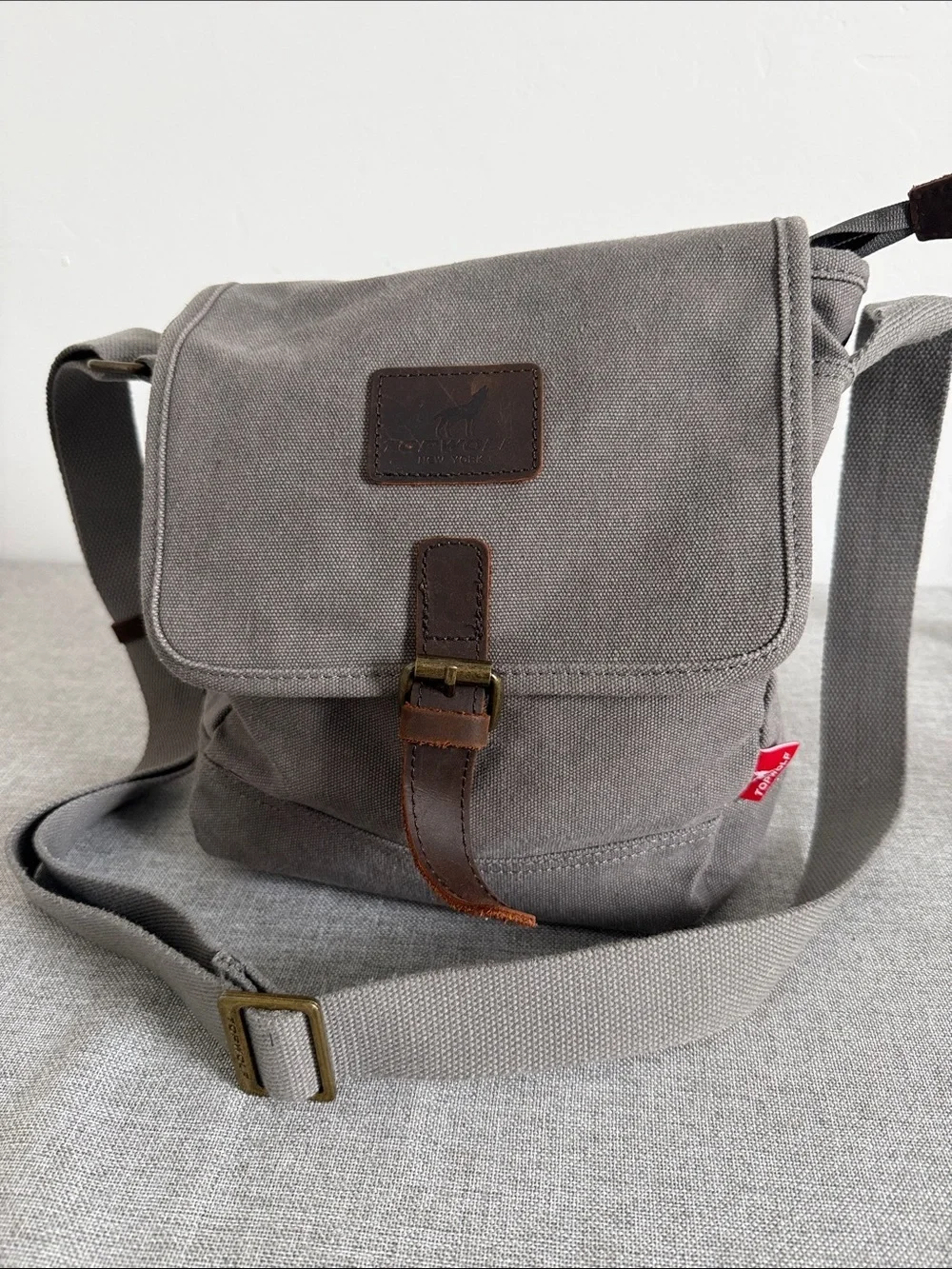 Casual Gray Canvas Messenger Bag with Leather Trim